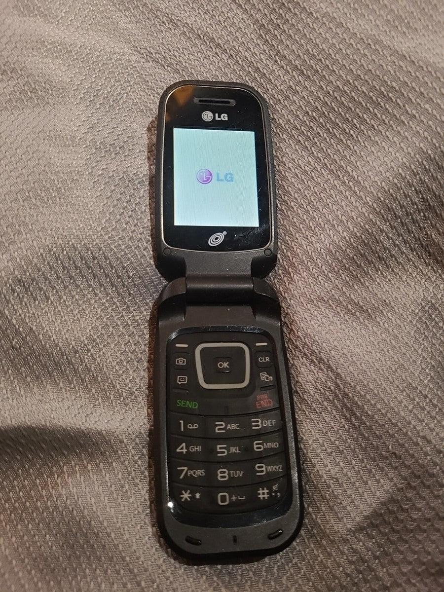 LG 440G - Straight Talk - GSM