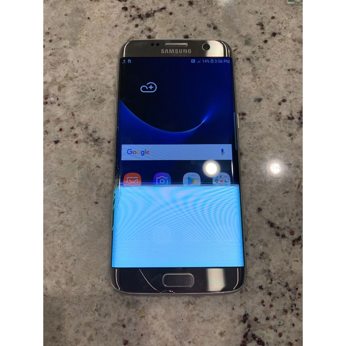 Samsung Galaxy S7 edge - 32 GB - Silver Titanium - Unlocked