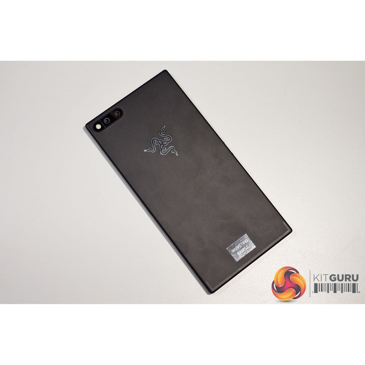 Graphite Razor Phone Razer Phone - 64 GB - Chrome Triple-Headed Snake Logo - Unlocked ...