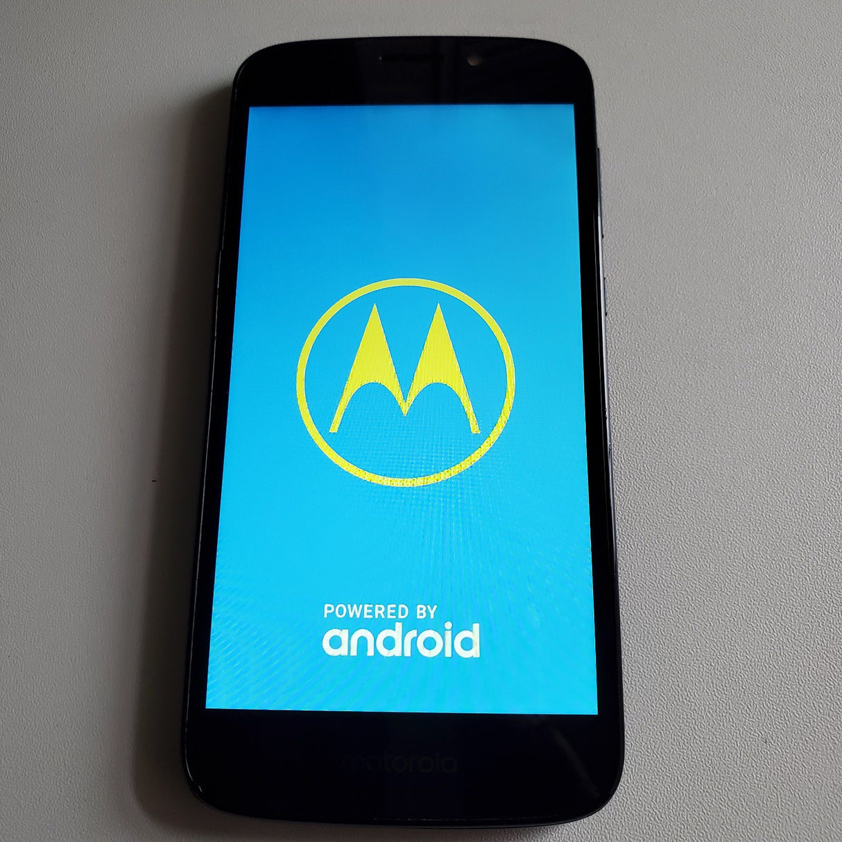 Moto E5 Play 16GB Smartphone (Unlocked  Black)