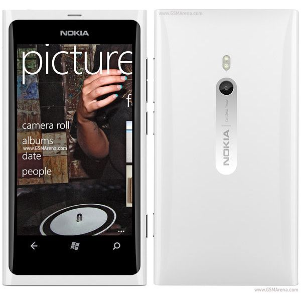 Nokia Lumia 800 White 3G 1.4ghz Un-locked GSM Windows 7.5 OS Cel